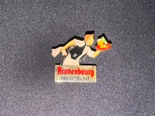 (Z13) VINTAGE ENAMEL BADGE PINS BEER SERVER KRONENBOURG PARTICIPANT SIADTUM