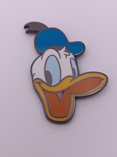 Disneyland paris pin - disneyland, donald