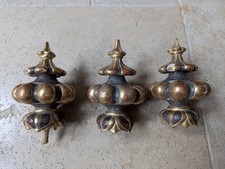 3 Éléments décoratifs en