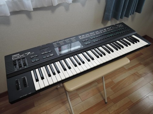 Yamaha dx7iid key digital - 61-key,