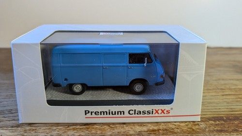 Premium classixxs hanomag - premium, 1/43