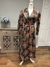 Vintage 1940s Quilted Robe Dressing Gown / House Coat Black Floral Small