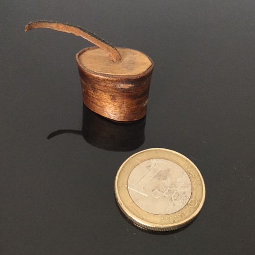 Tabatière miniature poupée - tabatière,