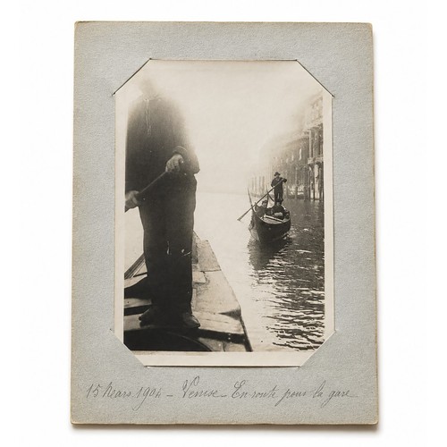 Photographie ancienne - , –