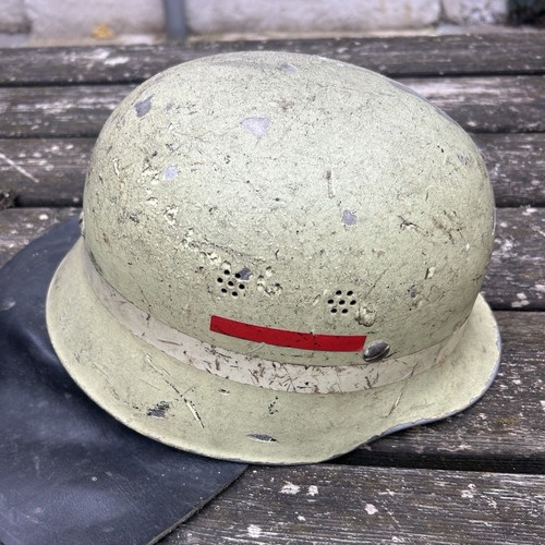 Casque pompier ancien