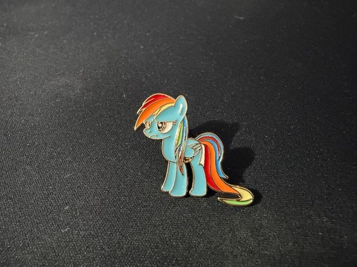 Pin pins - pins, pony
