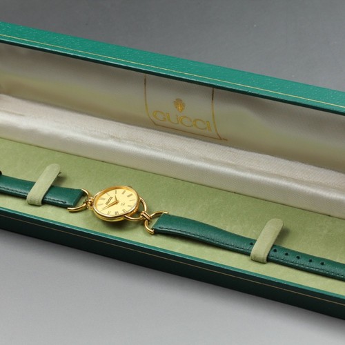 Rare montre femme gucci - rare,