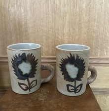 Lot 2 Tasses Vintage en