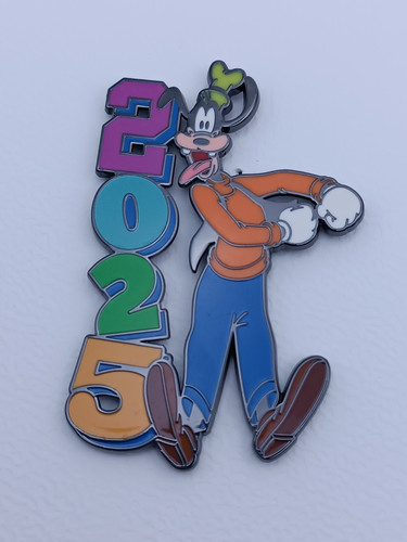 Disneyland paris pin - paris, dingo