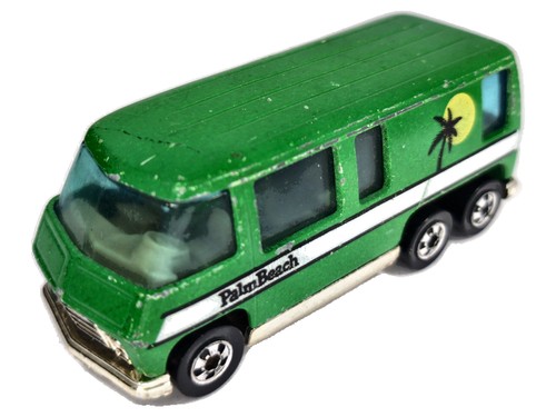 Gmc motor home - hot, wheels