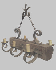 lustre rustique bois plus fonte de fer model six bras de lumière . XX siècle .