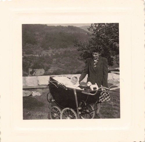 Old photograph 1947 - photograph, young