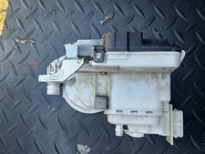 serrure de porte avant gauche