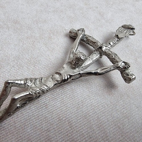 Petit crucifix ancien métal - petit,
