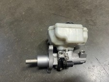 2009 2010 2011 2012 Audi A3 TDI Brake Master Cylinder Auto OEM 9582