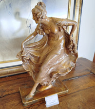 Sculpture Femme Plâtre Ernst