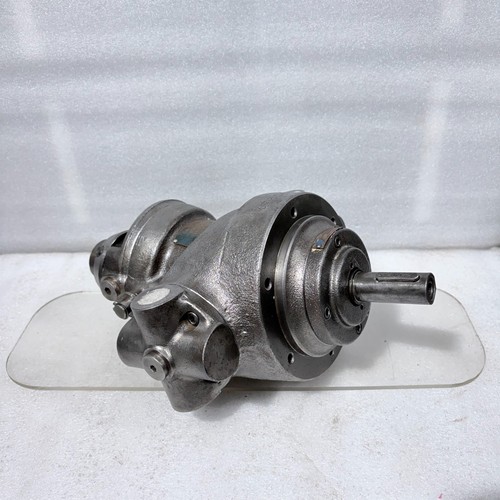 Pompe piston hydraulique - à,
