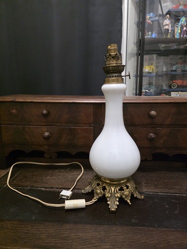 Ancienne lampe pétrole - ancienne,