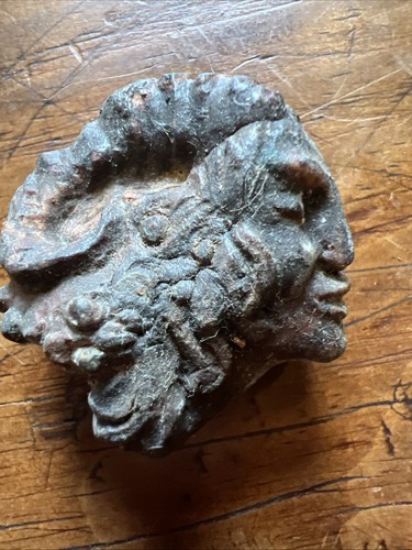 Sculpture art populaire - &,