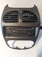 Façade + autoradio Lecteur cd pour Peugeot 206+