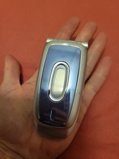 Téléphone  vintage à clapet argenté et bleu– NEC N341i débloqué