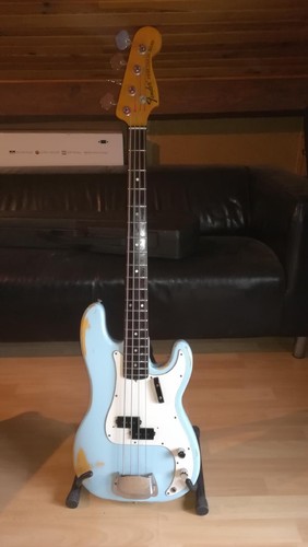 Basse fender precision 1968 - basse,
