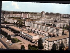 SARCELLES-LOCHERES (95) PHARMACIE & COMMERCES animés à la Cité période 1960