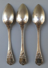 3 petites cuillères époque