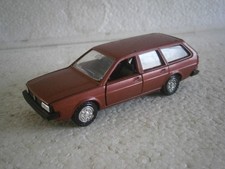 VOITURE MINIATURE VW PASSAT