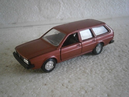Voiture miniature passat - voiture,