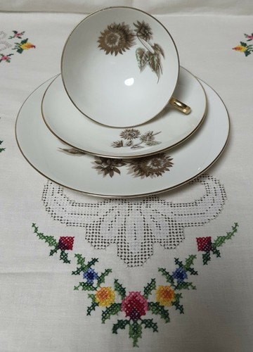 Tasses collection pièces - tasses, 3