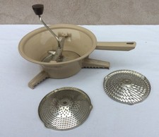 MOULIN A LEGUME - N°2 -