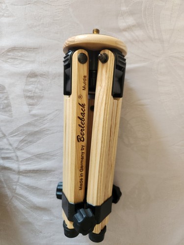 Mini tripod photo - tripod,