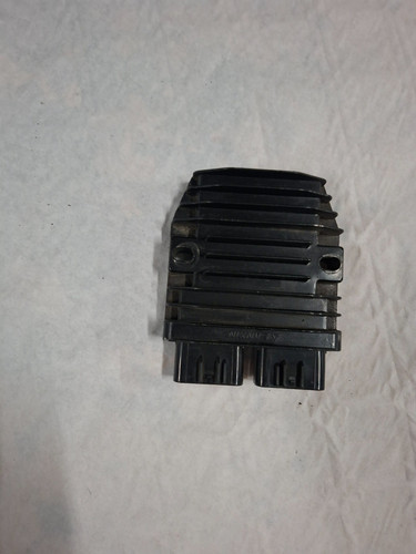Regulateur moto 650 - mt,