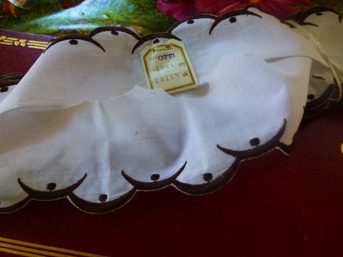 13m new white frieze - new,,
