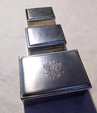 3 PETITES BOITES "GIGOGNES" EN