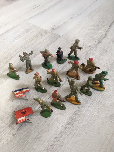 Lot anciens soldats - d'anciens,