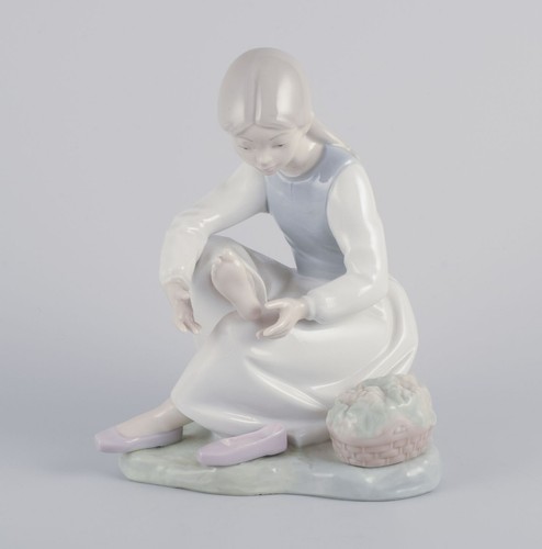 Nao spain figurine - figurine, en