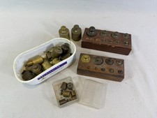 2 BOITES DE POIDS ANCIENS EN