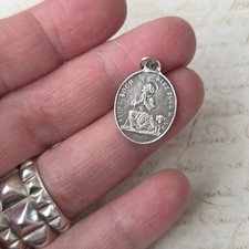 Petit Pendentif Médaille