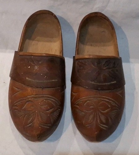 Ancienne paire sabots en - de,
