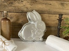 925⚜️ Old cake pan decorative rabbit shape Wilton 1986 height 36 cm