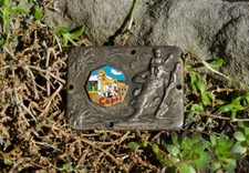 INSIGNE ÉMAILLÉ RADIATEUR