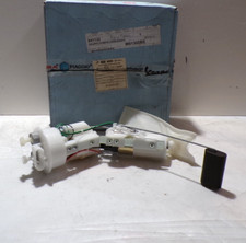 Pompe À Essence Réservoir De