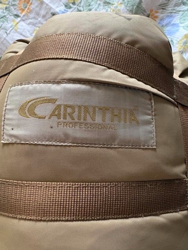 Sac couchage militaire - un,