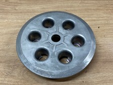 UN PLATEAU D EMBRAYAGE MOTO