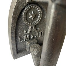 Fer À Repasser En Fonte LM &