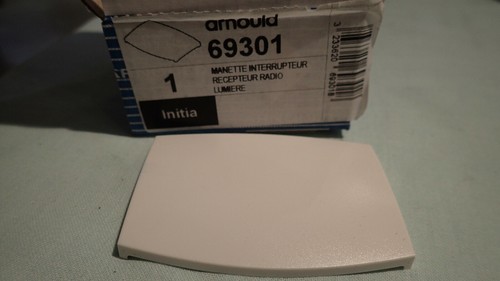 Arnould initia 69301 - arnould,