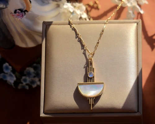 Collier pendentif doré demi - doré,