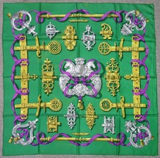 Authentic HERMES "FERRONNERIE" Green 100% Silk Scarf #61923A